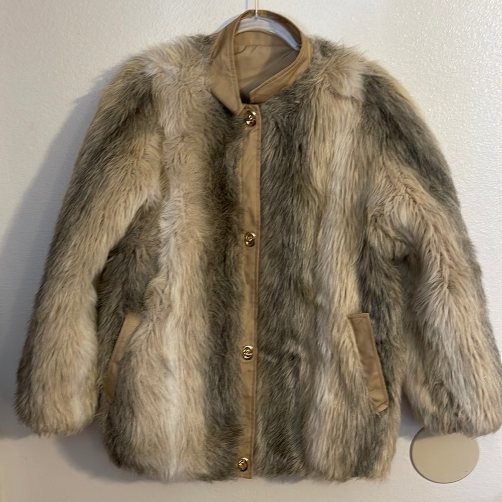 YOUNG SWINGER  by RUSSEL TAYLOR FUR JACKET *VINTAGE*